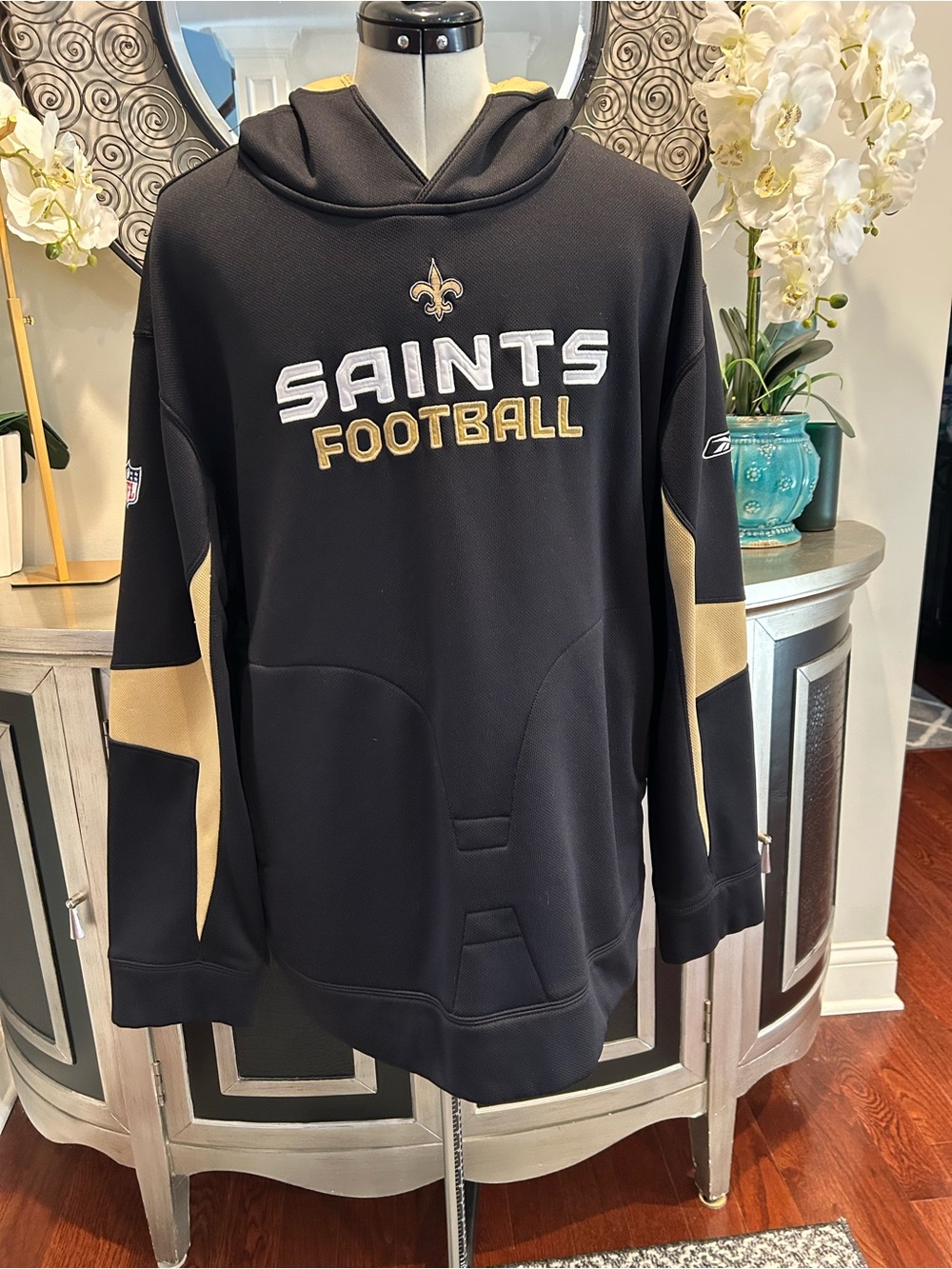 NFL men's Black and Gold New Saints Football Hoodie